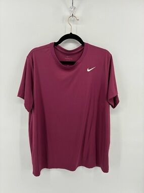 Nike Men’s Dri-FIT Athletic T-Shirt — Burgundy